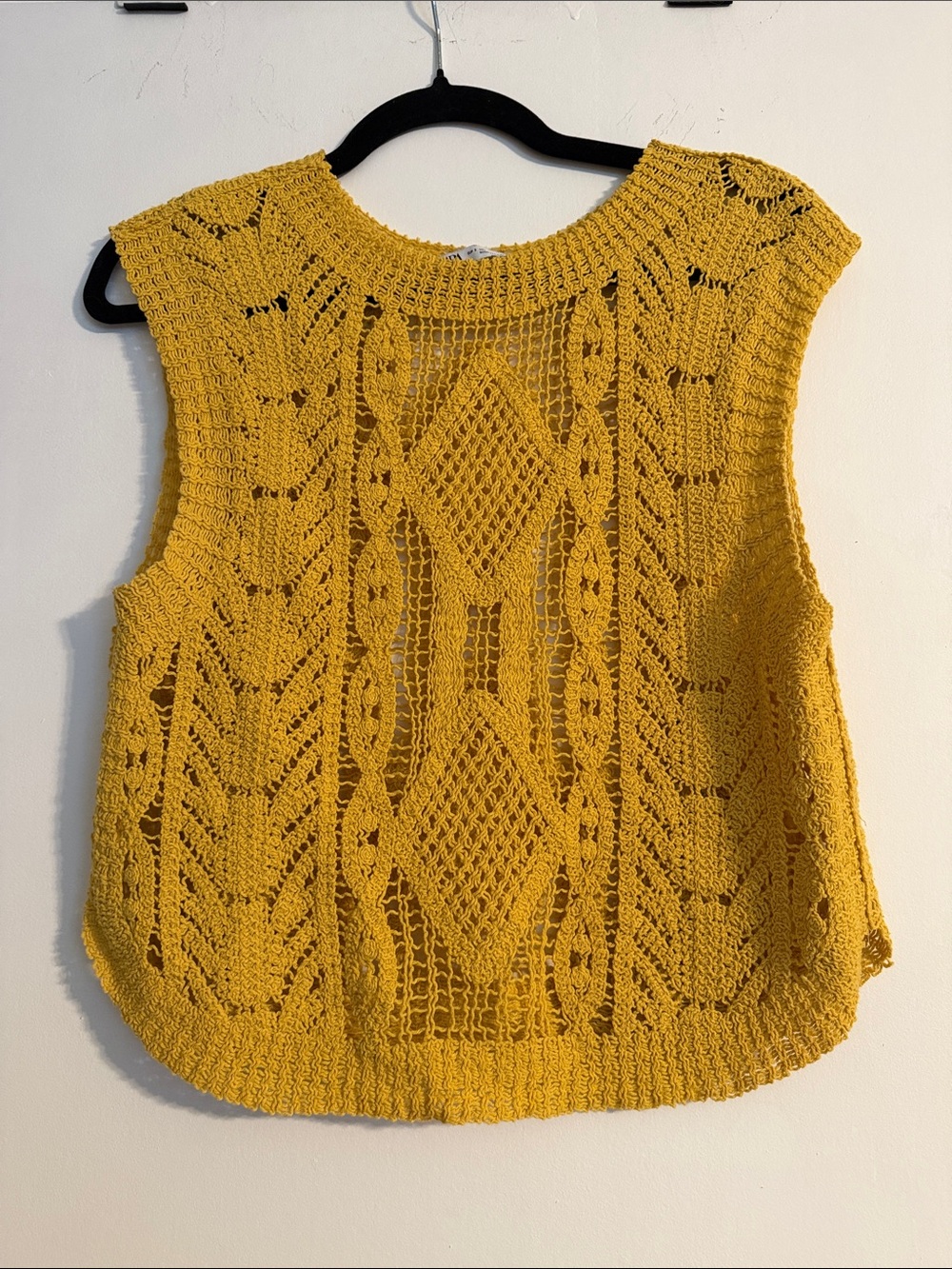 ZARA Open-Knit Sleeveless Sweater Vest - Mustard Yellow, size small